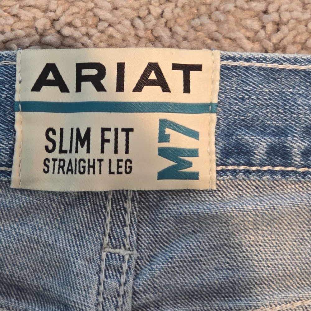 Ariat M7 Ethan Slim Fit Straight Leg Jeans Mens 38x34 Light Wash Blue 10058933 - Picture 3 of 5